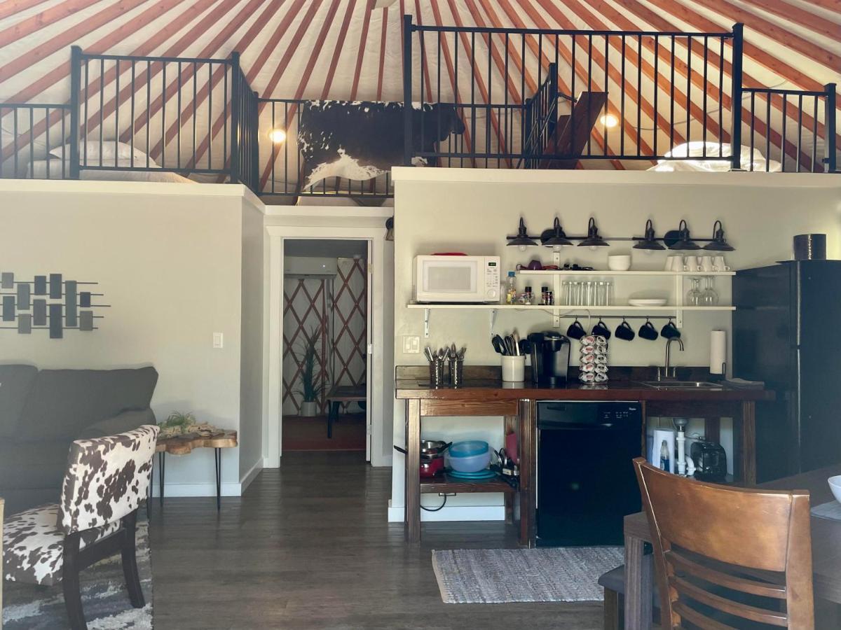 Escalante Yurts - Luxury Lodging Eksteriør bilde