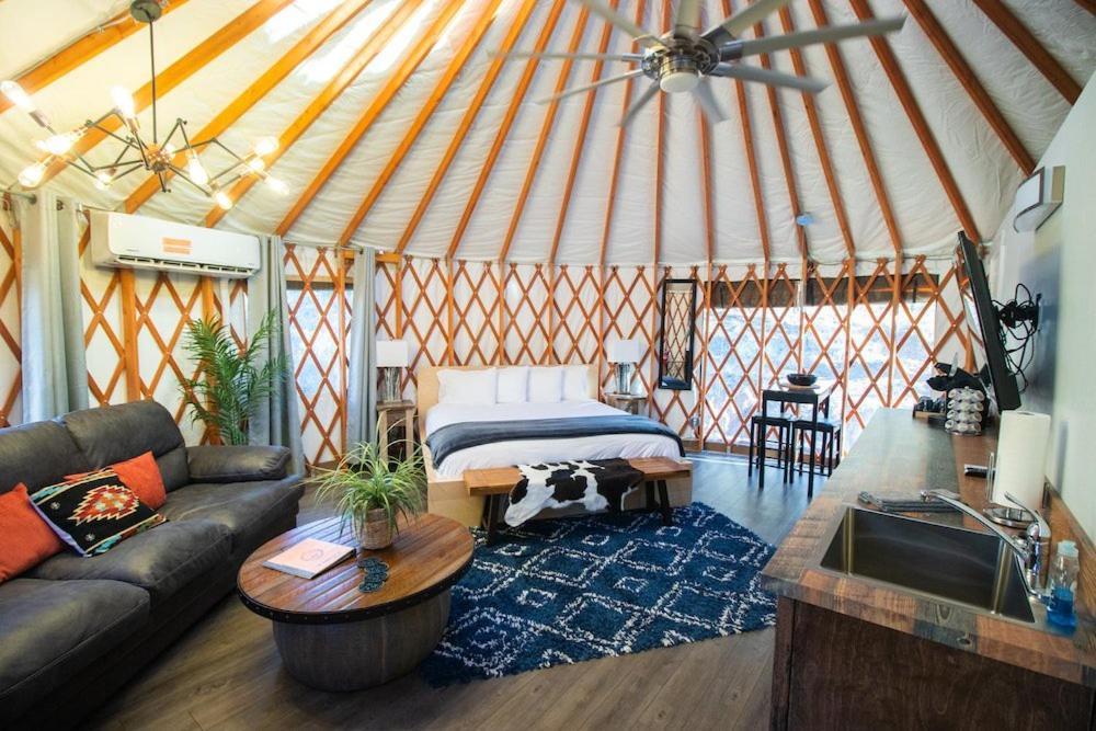 Escalante Yurts - Luxury Lodging Eksteriør bilde
